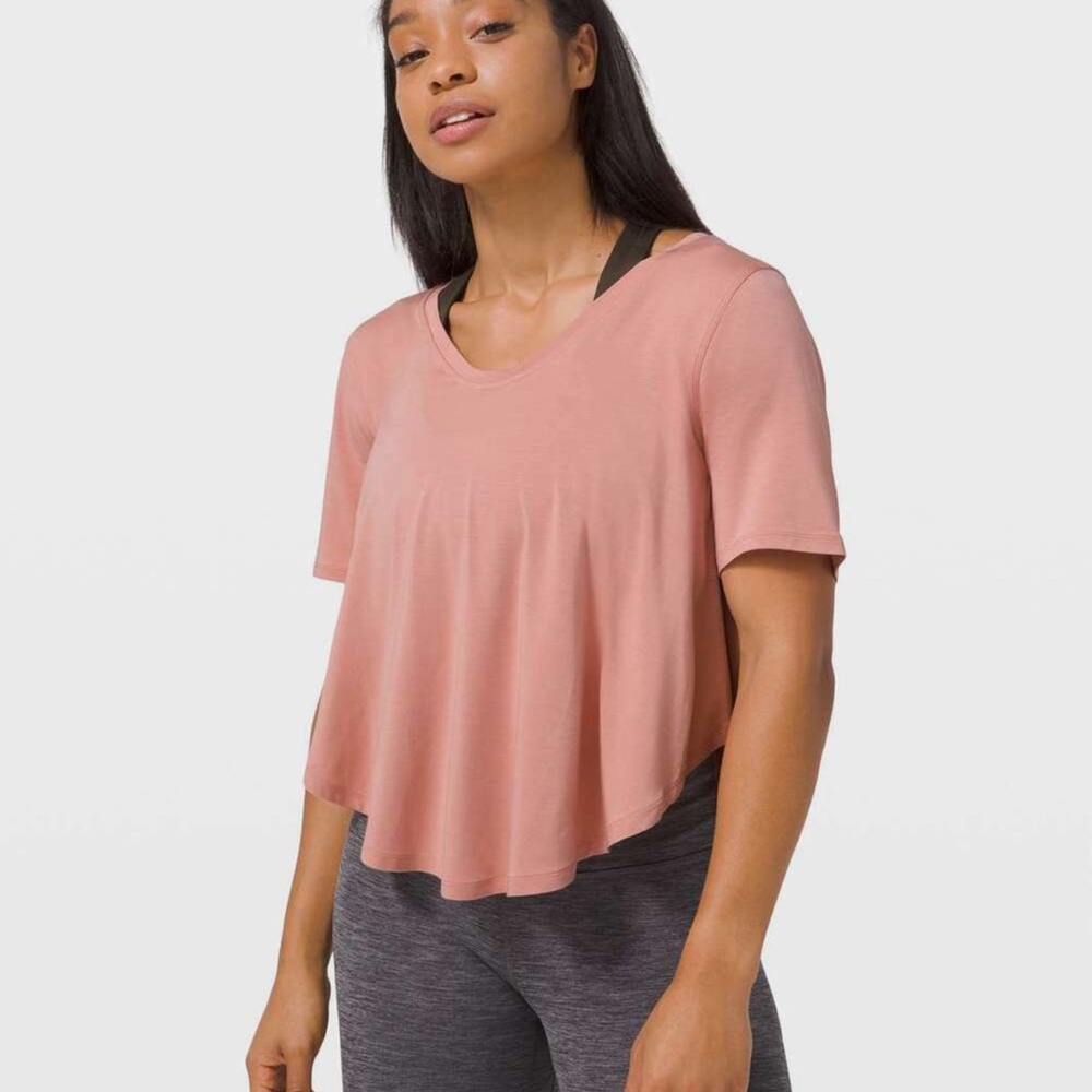 Lululemon Up for Down Time Short Sleeve Swing Top; Pink; Size 8